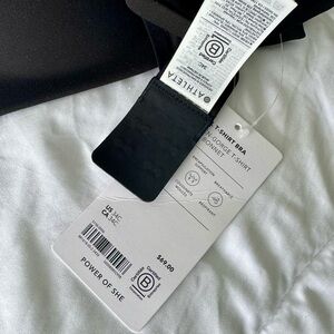 Athleta 34C NWT black T-shirt bra